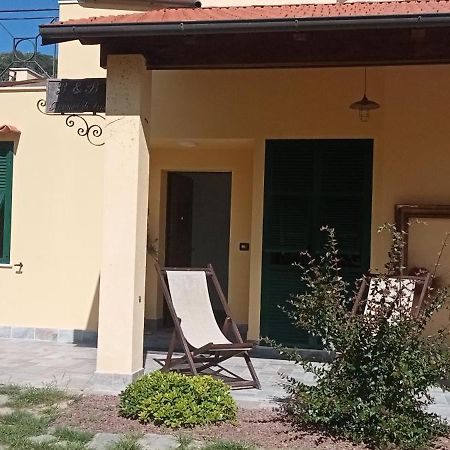 I Campi Di Lino Panzió Finale Ligure Kültér fotó