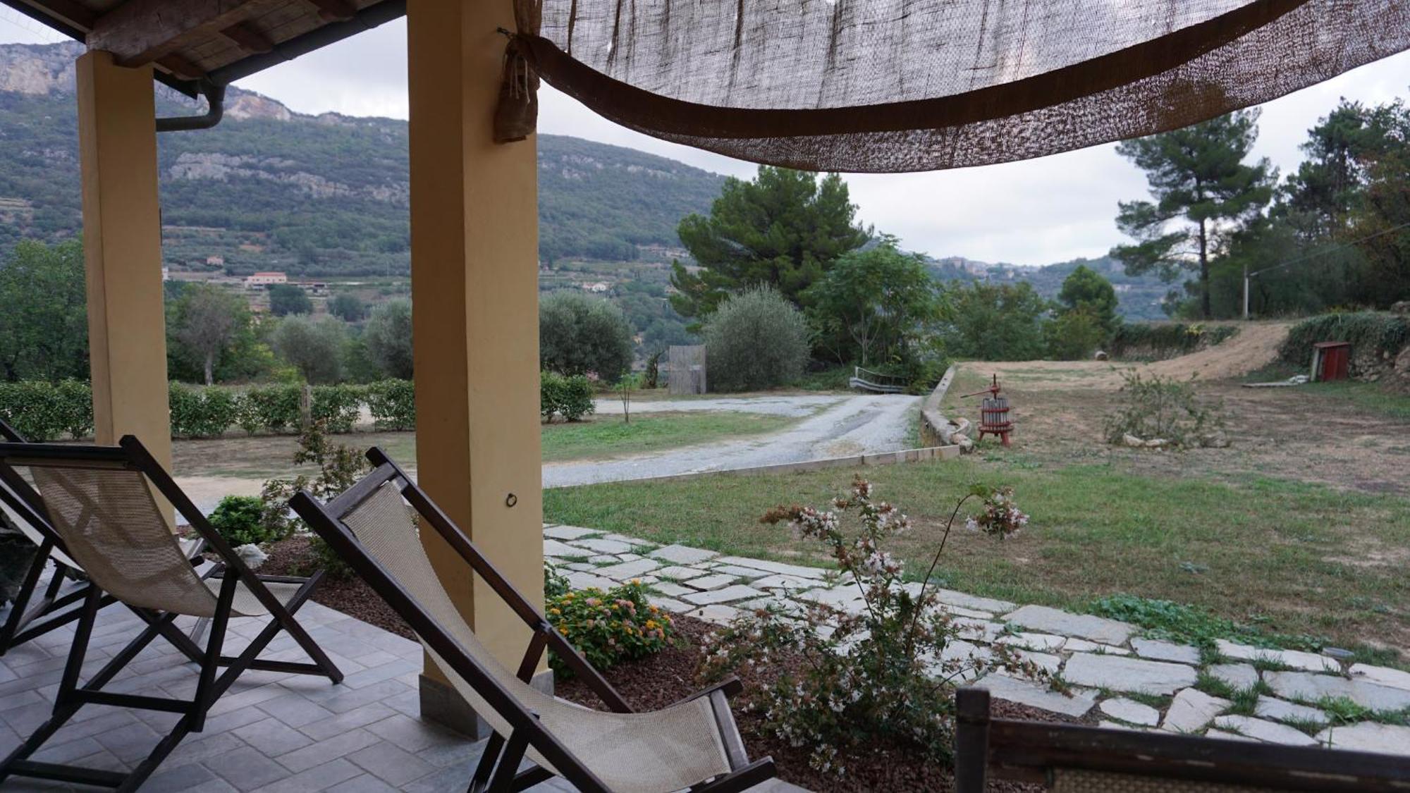 I Campi Di Lino Panzió Finale Ligure Kültér fotó